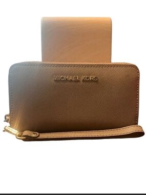 Michael Kors Gold-Tone Logo Saffiano Leather Wristlet Wallet